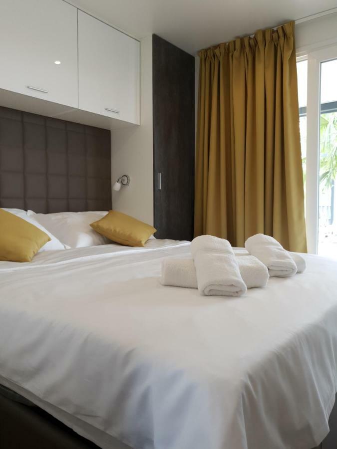 Dalmaris Camp - Prestige Mobile Homes Biograd Na Moru Ngoại thất bức ảnh