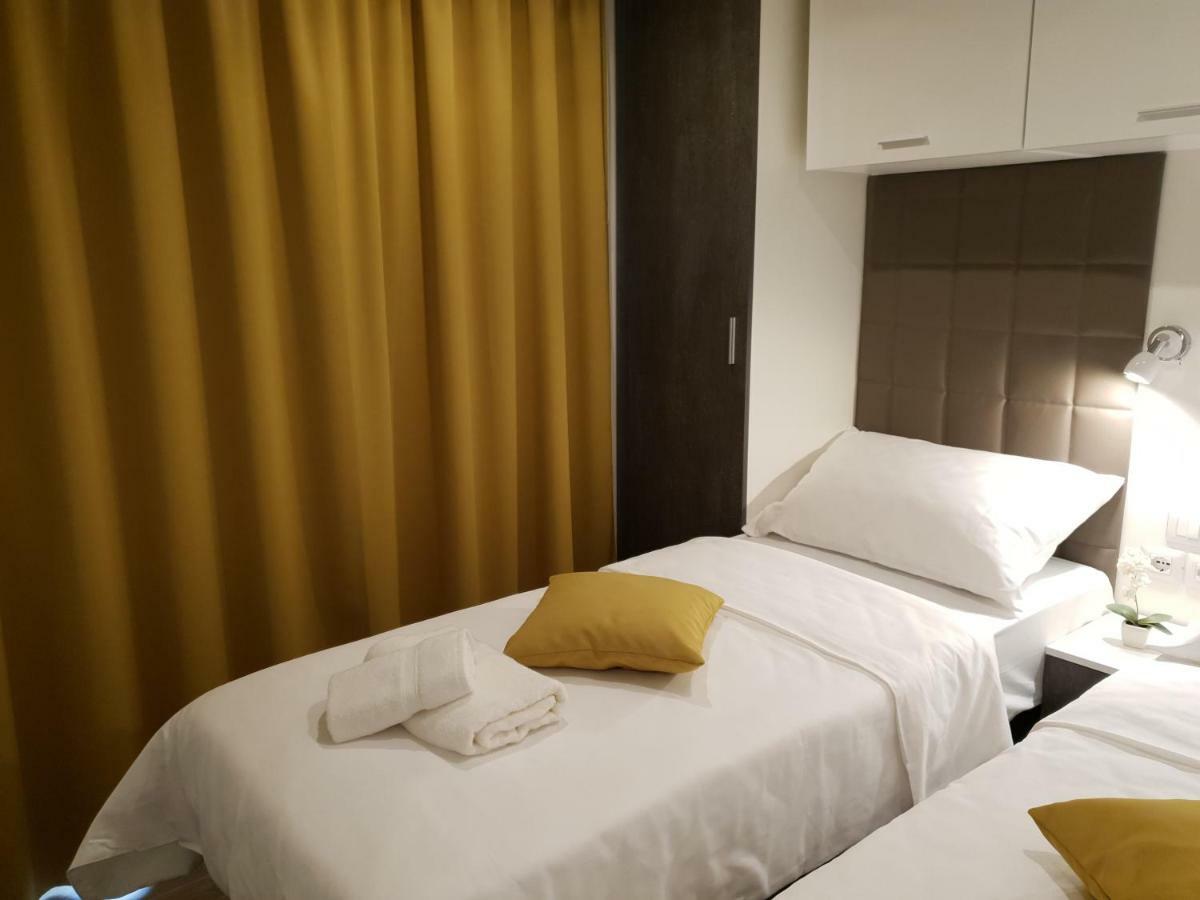 Dalmaris Camp - Prestige Mobile Homes Biograd Na Moru Ngoại thất bức ảnh